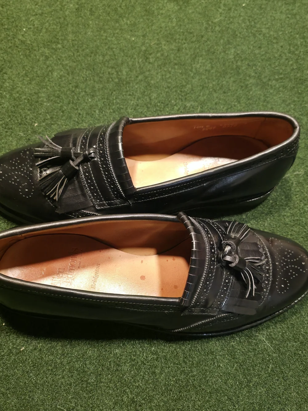 Allen Edmonds Black Leather Tassel Kiltie Loafers